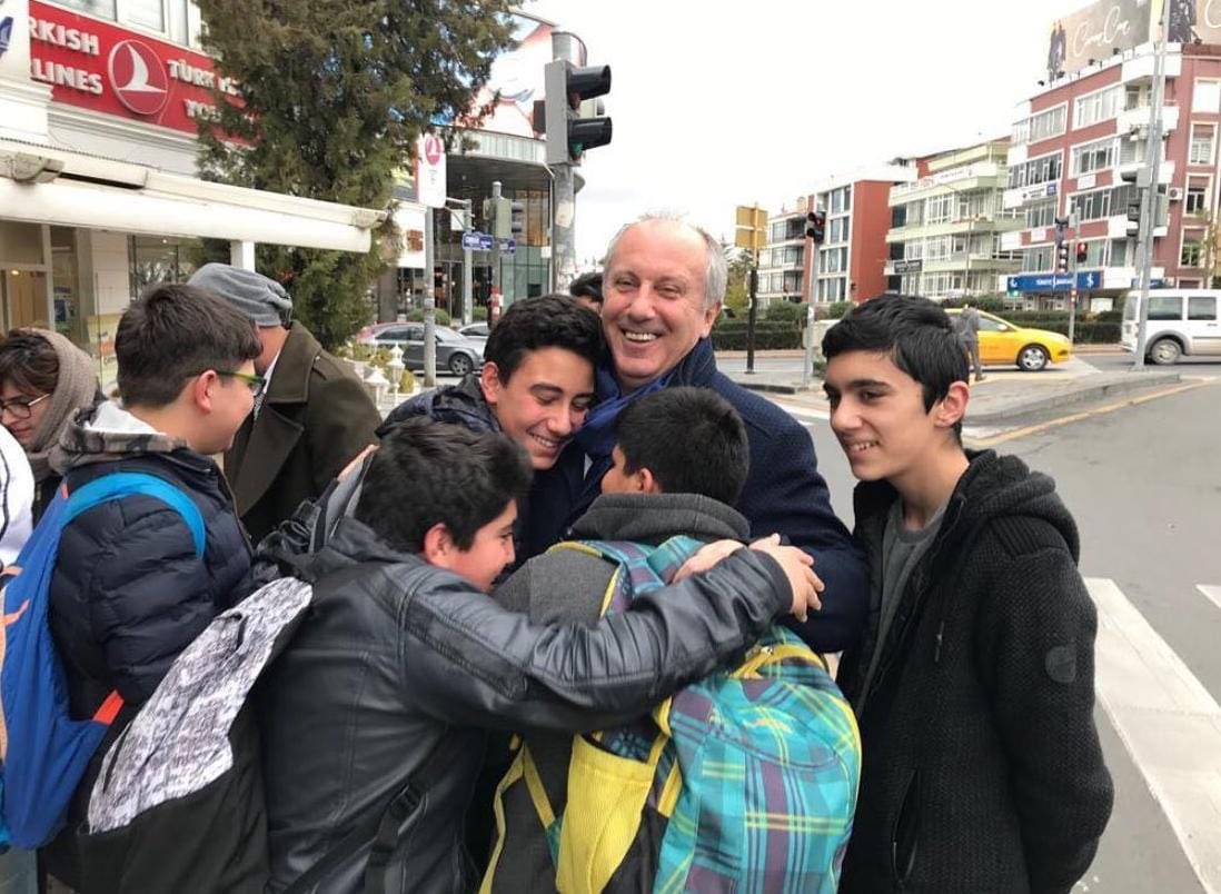 Muharrem İnce'den Öğrencilere Tatil Mesajı: 'Hayat Sadece Test Çözmek Değil'