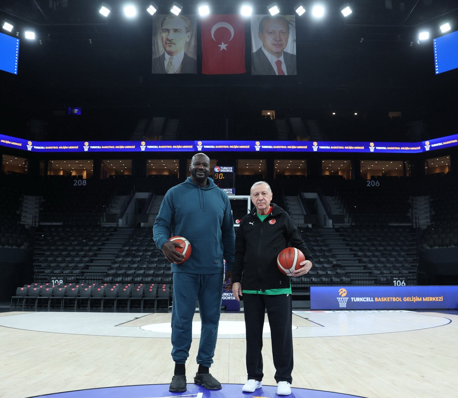 Erdoğan, NBA Efsanesi Shaq'i Ağırladı