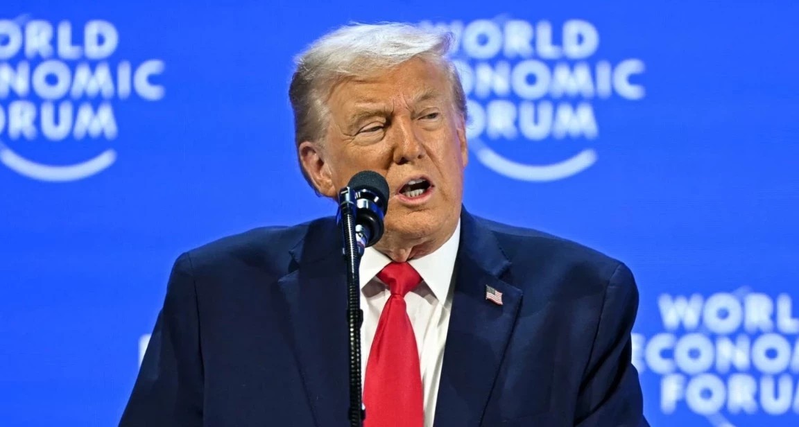 Trump Davos'ta Grönland İddiası ve Avrupa Eleştirisi ile Gündemi Salladı!