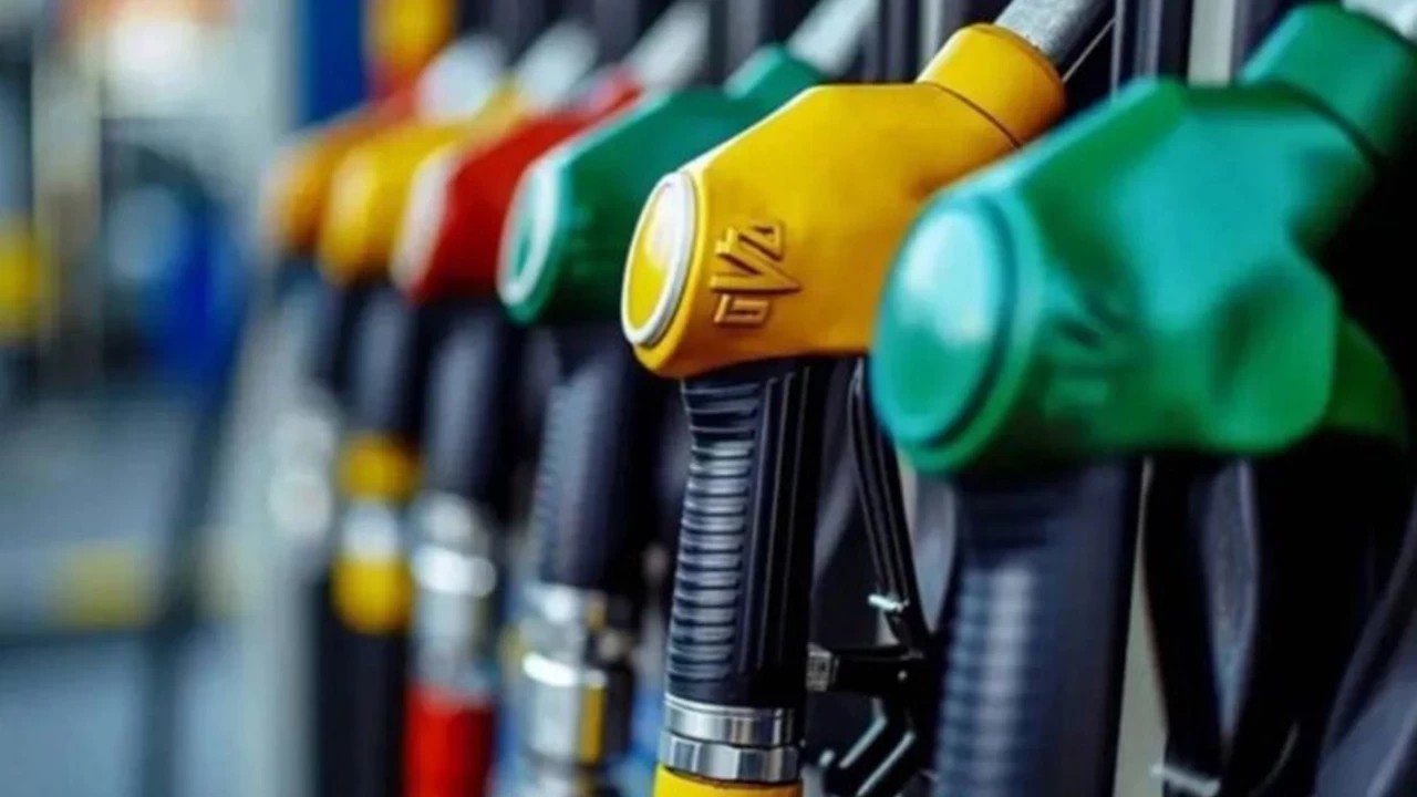 Akaryakıt Fiyatları Yine Zirvede Benzine Zam Geldi, Tablo Değişti