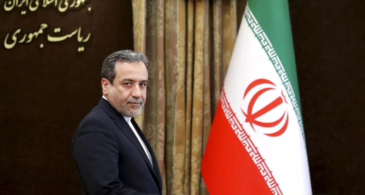 İran'dan ABD'ye Füze Uyarısı: 'Asla Müzakere Konusu Olmayacak'