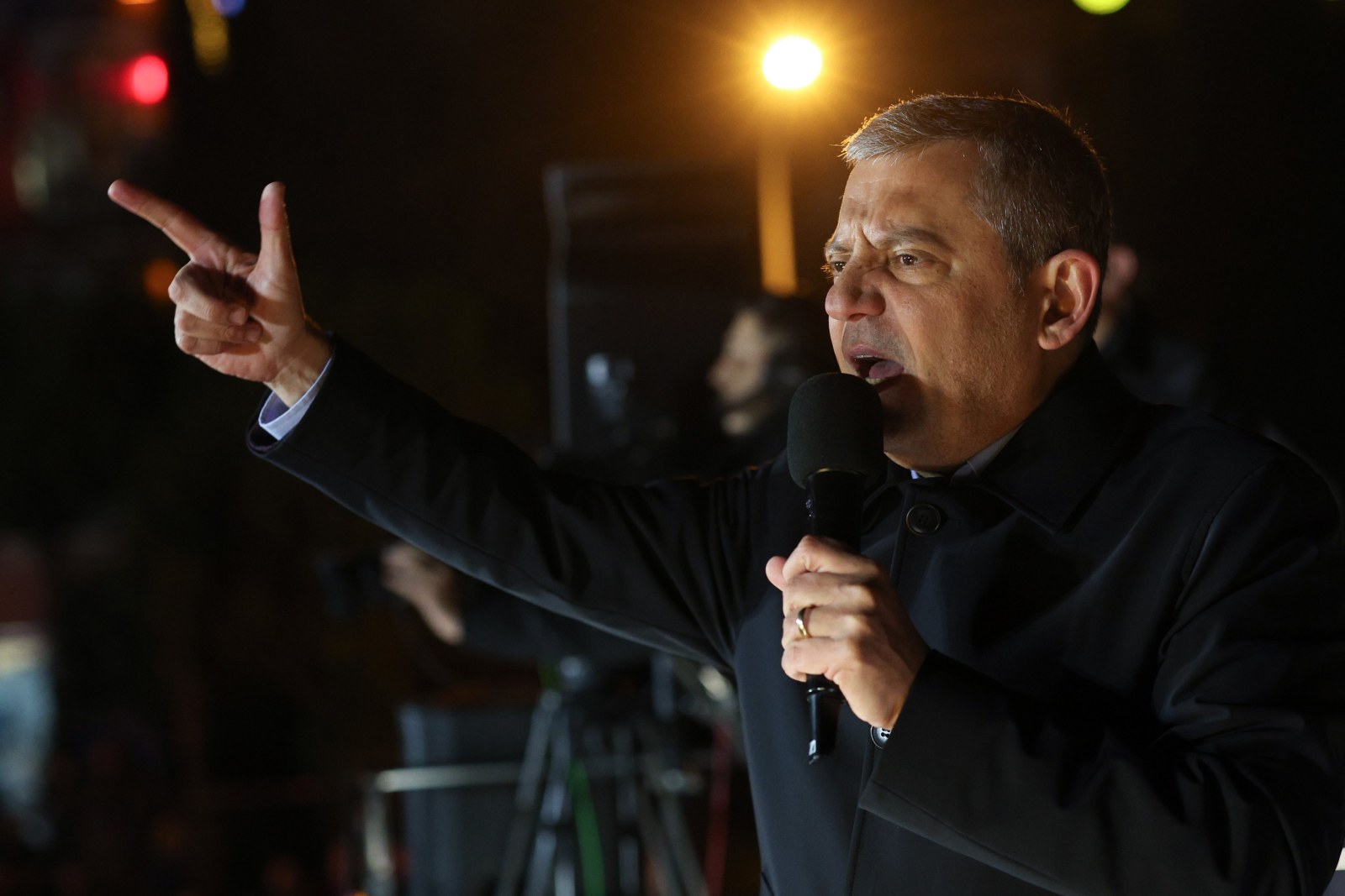 Özgür Özel'den Sert Atama Tepkisi: 'Böyle Biri Adaletin Başına Geldiyse, Bu İktidarın Sonu Gelmiştir'