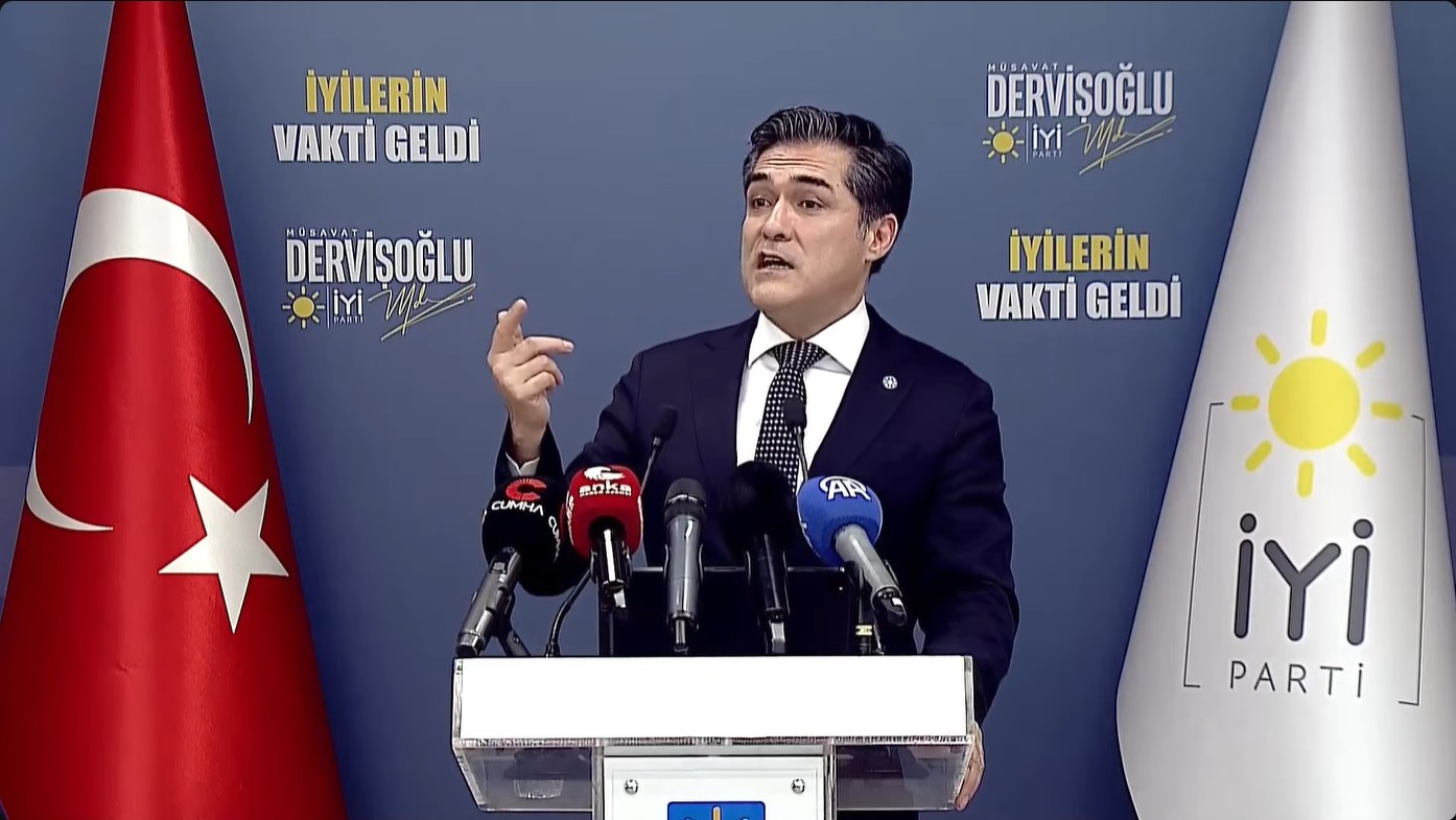 İYİ Parti Sözcüsü Buğra Kavuncu'dan Adalet Bakanı Atamasına Sert Tepki: 'Yargı Siyasete Alet Ediliyor'