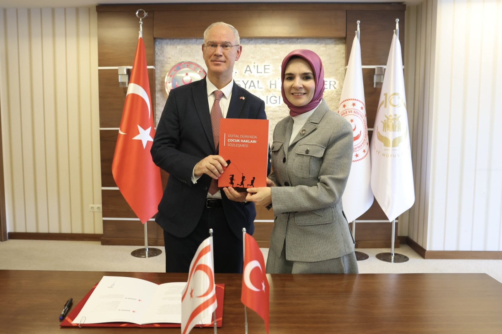 KKTC ile Dijital Çağda Çocukları Koruma Sözleşmesi İmzalandı