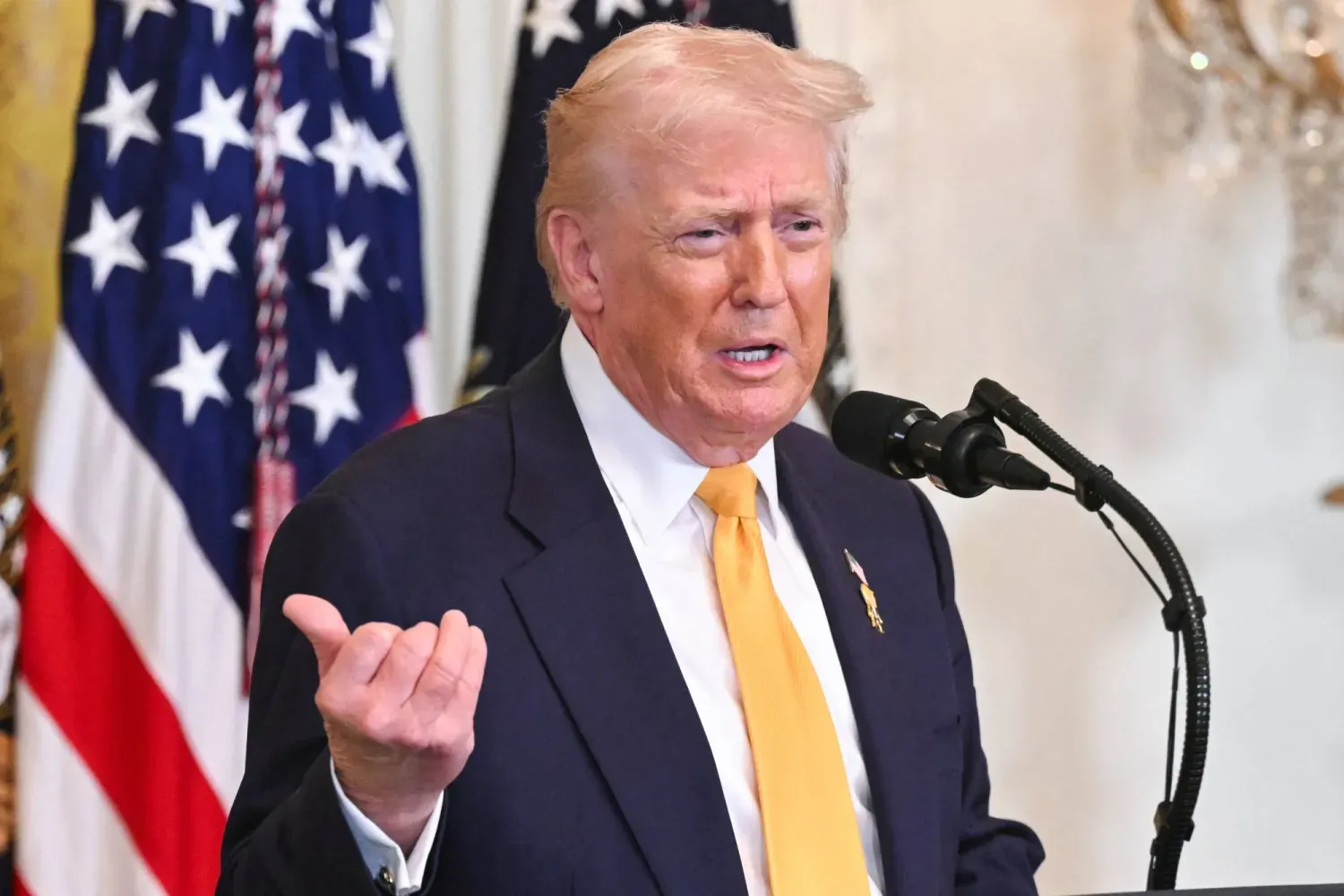 Trump'tan İran'a 'Adil Anlaşma' Çağrısı ve Küresel Vergi Hamlesi