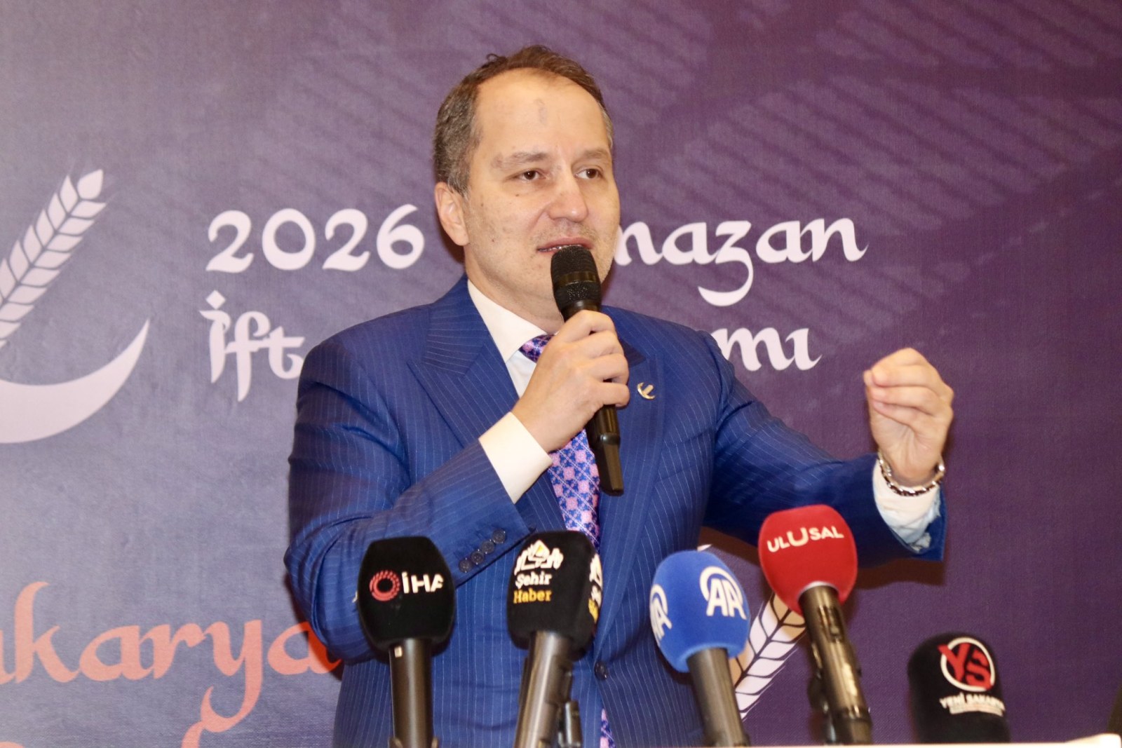 Erbakan'dan Çarpıcı Borç Raporu: 'Vatandaşın Banka Borcu 5,9 Trilyon Lira, Antidepresan Kullanımı Rekor Seviyede'