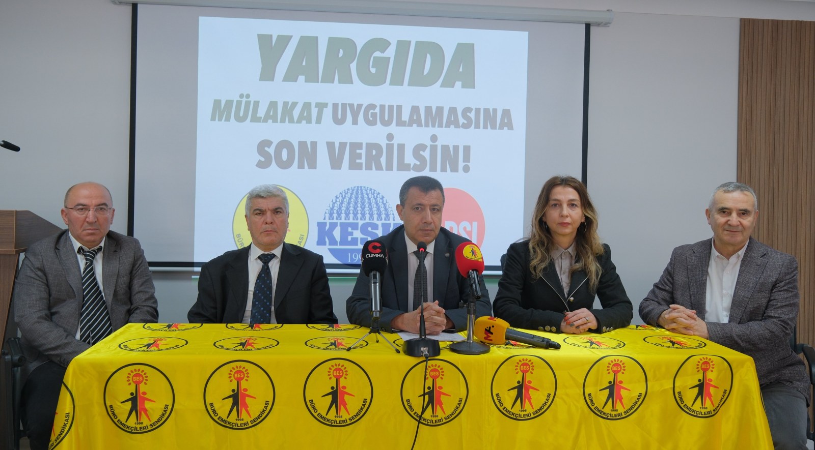 BES'ten 'Mülakat' İsyanı: 'Liyakat Değil, Kayırmacılık Hâkim'