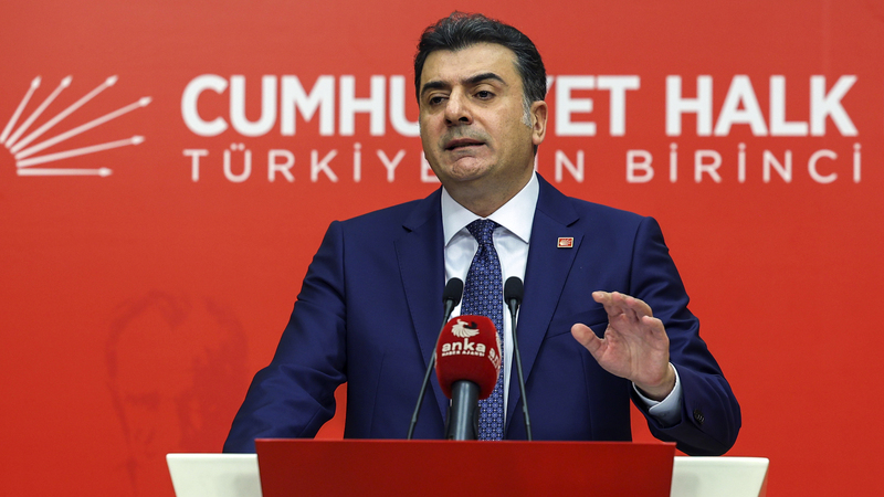 Poliste Artan İntihar Vakaları Meclis Gündeminde: CHP'li Emre, Bakan Çiftçi'ye Sorumlu Sorular Yöneltti