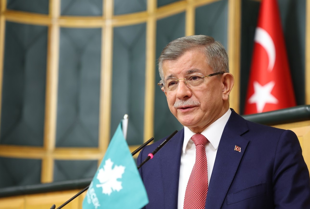 Davutoğlu'ndan ABD-İsrail Saldırısına Sert Tepki: Türkiye Toprakları Saldırı İçin Kullanılamaz