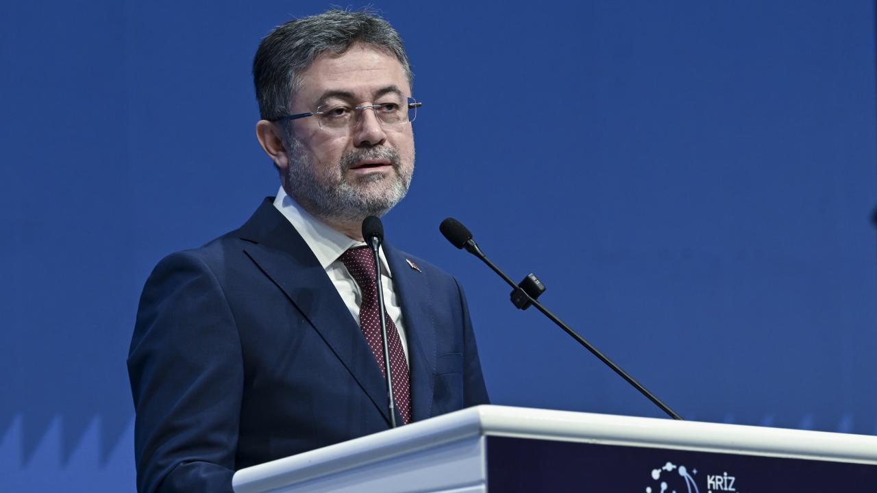 Bakan Yumaklı: 'Gübre Stoklarımız Yeterli, Arz Güvenliğinde Risk Yok'