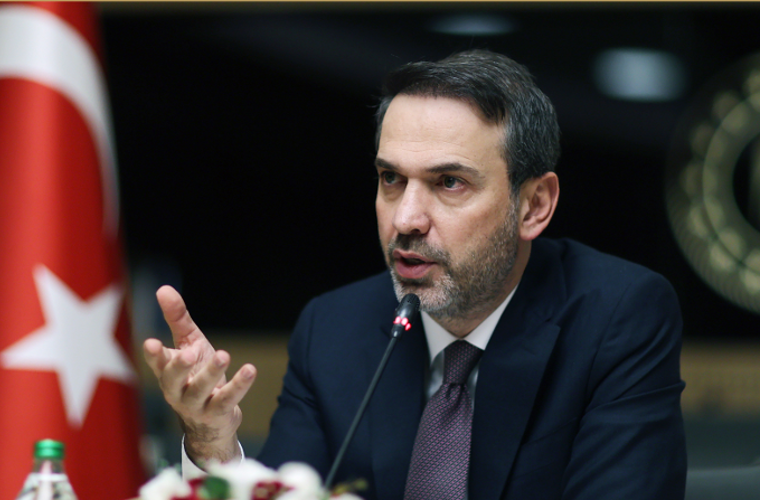 Bayraktar : 'Enerji Arz Güvenliğini Çok Boyutlu Bir Yapı İçinde Yönetiyoruz.'